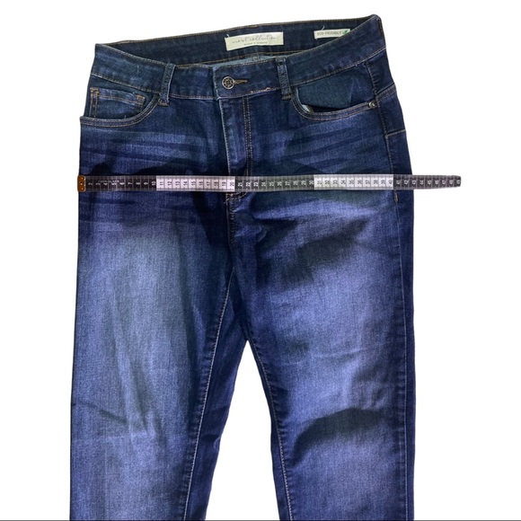 Jeans size 11 preowned - Picture 5 of 9